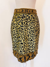 Load image into Gallery viewer, Animal print skirt