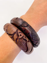 Load image into Gallery viewer, Handmade Masai bracelets