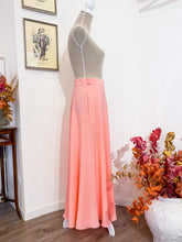 Load image into Gallery viewer, Long skirt - Size 42