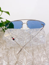 Load image into Gallery viewer, Tommy Hilfiger - Sunglasses