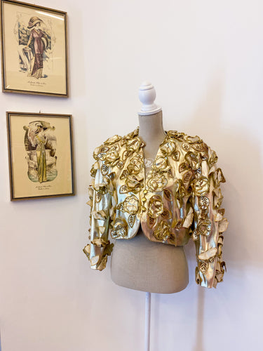 Spencer gold flowers