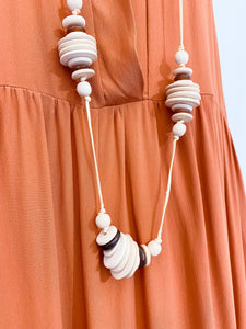 Collana in legno