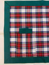 Carica l&#39;immagine nel visualizzatore di Gallery, Tovaglietta Tartan bianco con profilo verde