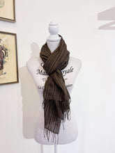 Load image into Gallery viewer, Cashmere and silk scarf