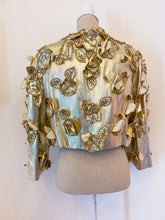Load image into Gallery viewer, Spencer gold flowers
