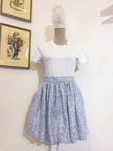 Load image into Gallery viewer, Short herringbone skirt - Size 44