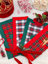 Load image into Gallery viewer, White Tartan placemat with green piping