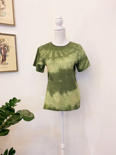 Load image into Gallery viewer, Retrofête - T-shirt - Size S