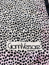 Carica l&#39;immagine nel visualizzatore di Gallery, Foulard - Vintage - 135 • 135 cm