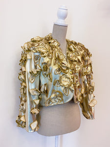 Spencer gold flowers