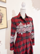 Load image into Gallery viewer, Tailored shirt dress - Size 40