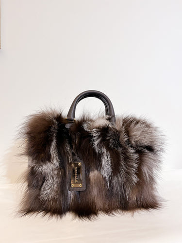 Bag with mink inserts