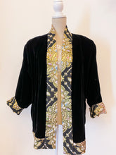 Load image into Gallery viewer, Double-sided kimono