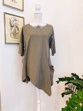 Carica l&#39;immagine nel visualizzatore di Gallery, Hue - Maxi T-shirt - Taglia L