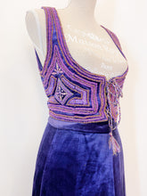 Carica l&#39;immagine nel visualizzatore di Gallery, Gilet è gonna sartoriale - Vintage