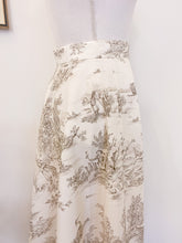 Load image into Gallery viewer, Beige toile de Jouy skirt - Size 44