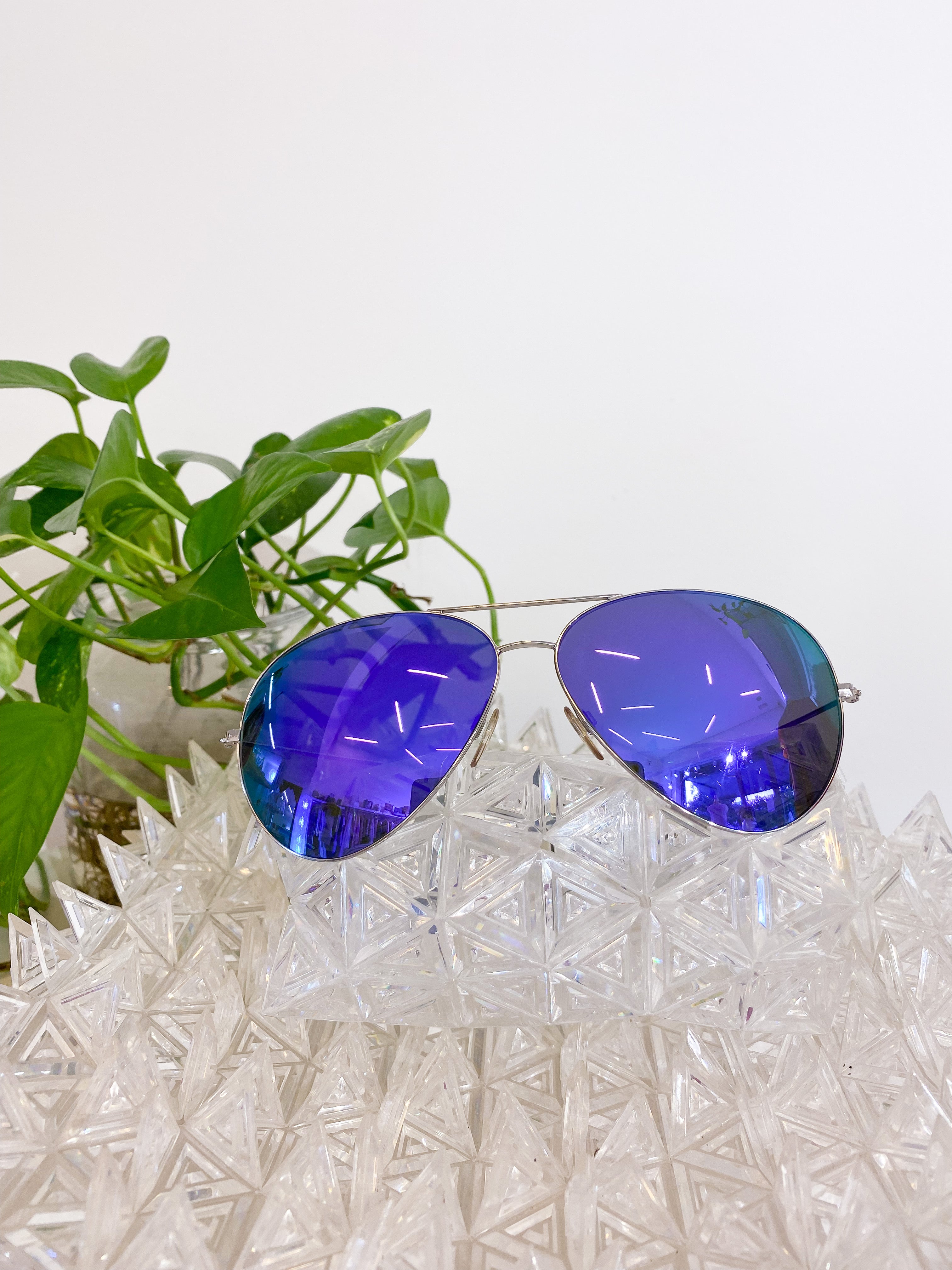 Victoria beckham mirrored sales sunglasses