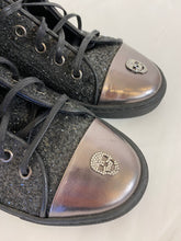 Load image into Gallery viewer, Glitter sneakers - N