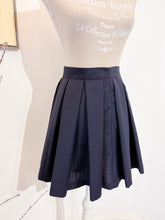 Load image into Gallery viewer, Tailored mini skirt - Size 40